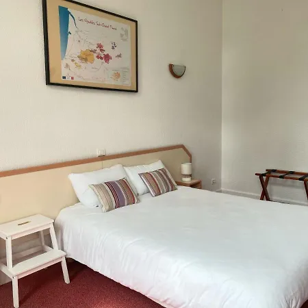 فندق Chateau De Mons Armagnac