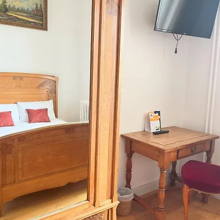 Chateau De Mons Armagnac Hotel Caussens