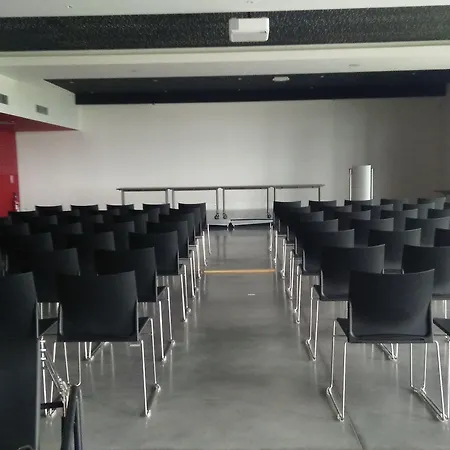 فندق Chateau De Mons Armagnac 3*