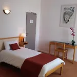 Chateau De Mons Armagnac Hotel Caussens
