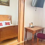 Chateau De Mons Armagnac Hotel Caussens