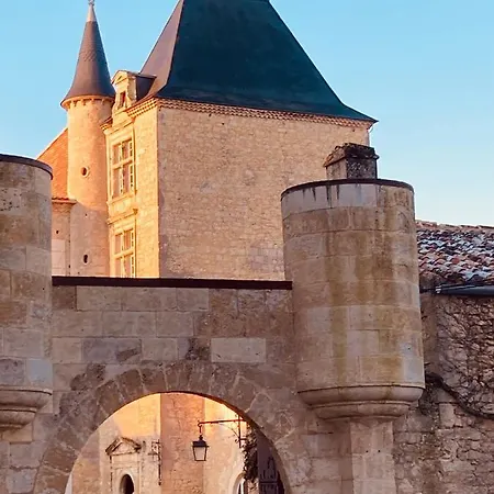 Chateau De Mons Armagnac 3*