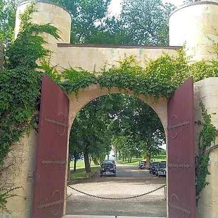 Chateau De Mons Armagnac 3*